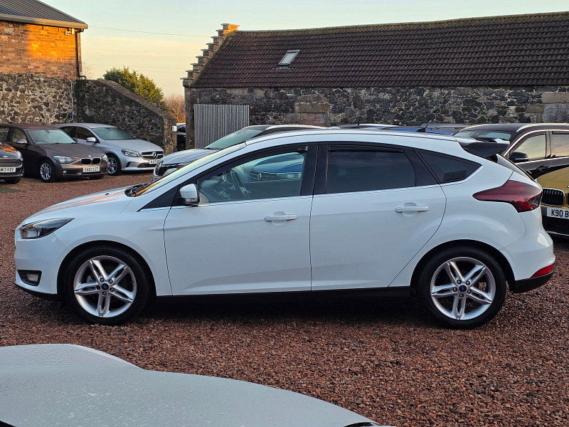 Ford Focus 1.6 TDCi Zetec Hatchback 5dr Diesel Manual Euro 5 (s/s) (115 ps) 5dr Manual 2025