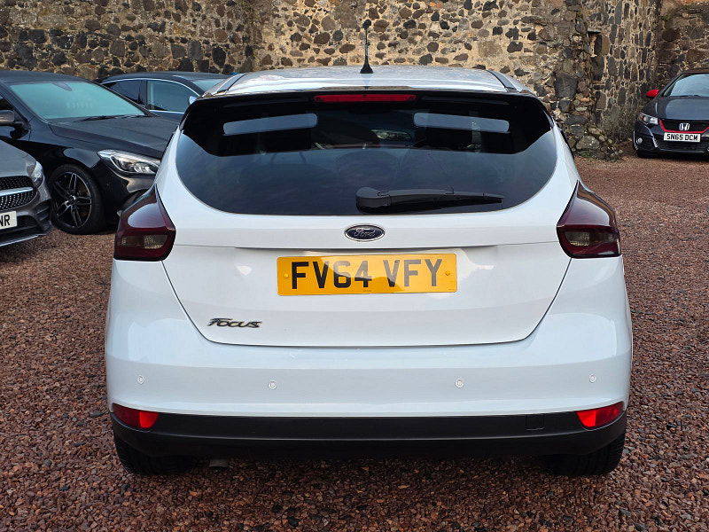 Ford Focus 1.6 TDCi Zetec Hatchback 5dr Diesel Manual Euro 5 (s/s) (115 ps) 5dr Manual 2025