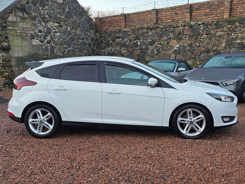 Ford Focus 1.6 TDCi Zetec Hatchback 5dr Diesel Manual Euro 5 (s/s) (115 ps) 5dr Manual 2025