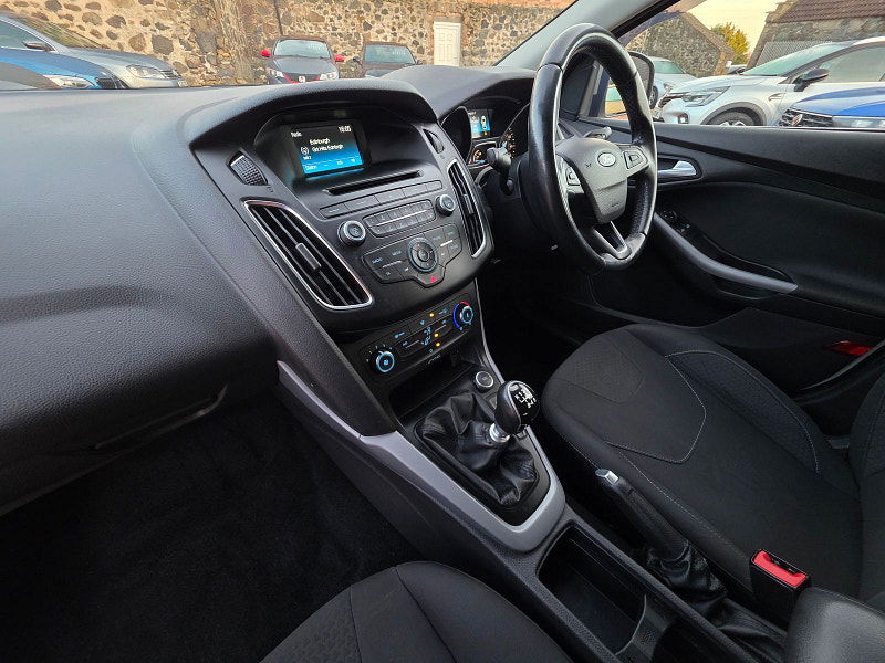 Ford Focus 1.6 TDCi Zetec Hatchback 5dr Diesel Manual Euro 5 (s/s) (115 ps) 5dr Manual 2025
