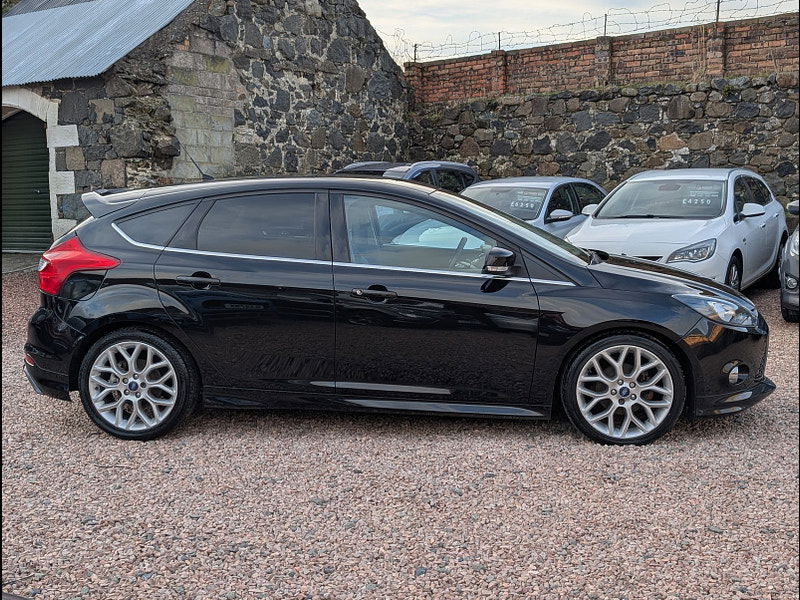 Ford Focus 1.6L ZETEC S TDCI Hatchback 5dr Diesel Manual Euro 5 (113 bhp) 5dr Manual 2025