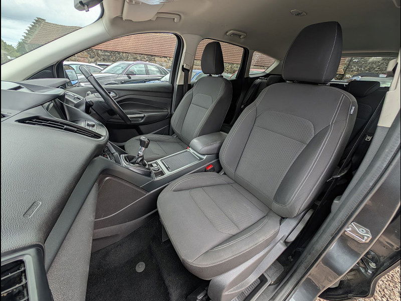 Ford Kuga 1.5L Zetec TDCI SUV 5dr Diesel Manual Euro 6 (118 bhp) 5dr Manual 2025