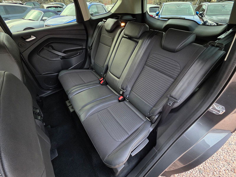 Ford Kuga 2.0L Titanium TDCi 4x4 SUV 5dr Diesel Manual Euro 6 (177 bhp) 5dr Manual 2025