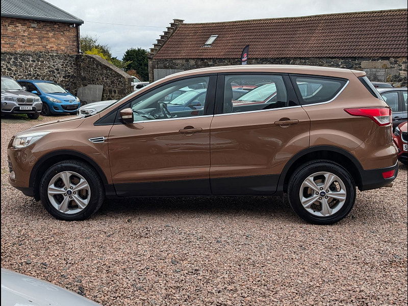 Ford Kuga 2.0L ZETEC TDCI SUV 5dr Diesel Manual Euro 5 (138 bhp) 5dr Manual 2024