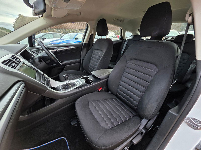 Ford Mondeo 2.0L Zetec Econetic TDCI Hatchback 5dr Diesel Manual Euro 6 (148 bhp) 5dr Manual 2025