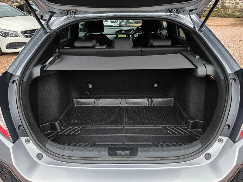 Honda Civic 1.0 VTEC Turbo SR Hatchback 5dr Petrol Manual Euro 6 (s/s) (126 ps) 5dr Manual 2026