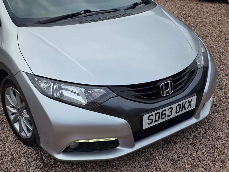 Honda Civic 2.2L i-DTec ES-T Hatchback 5dr Diesel Manual Euro 5 (148 bhp) 5dr Manual 2025