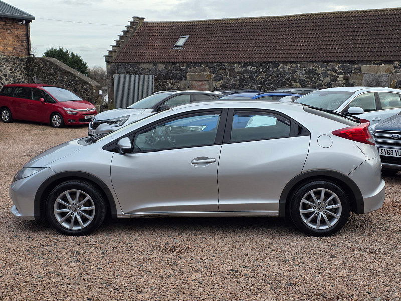 Honda Civic 2.2L i-DTec ES-T Hatchback 5dr Diesel Manual Euro 5 (148 bhp) 5dr Manual 2025