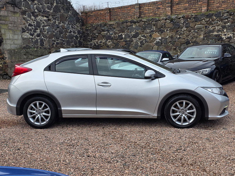 Honda Civic 2.2L i-DTec ES-T Hatchback 5dr Diesel Manual Euro 5 (148 bhp) 5dr Manual 2025