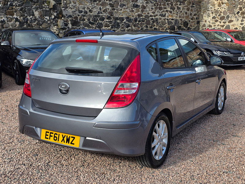 Hyundai I30 1.4L I30 Comfort Hatchback 5dr Petrol Manual Euro 5 (107 bhp) 5dr Manual 2025