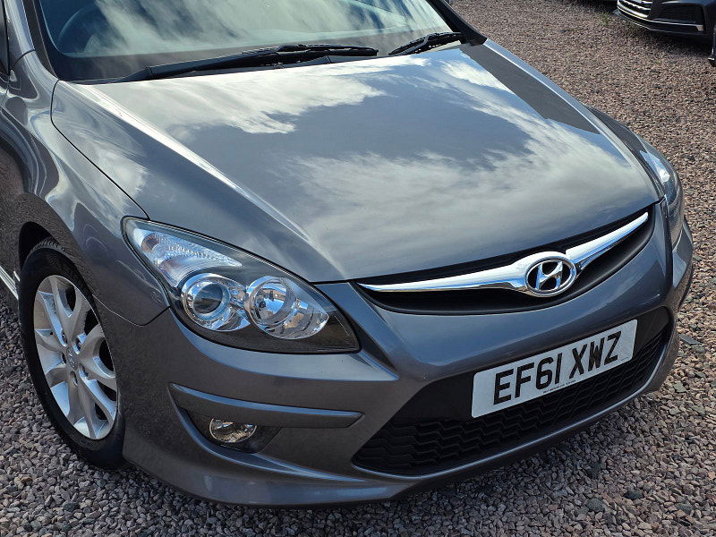 Hyundai I30 1.4L I30 Comfort Hatchback 5dr Petrol Manual Euro 5 (107 bhp) 5dr Manual 2025