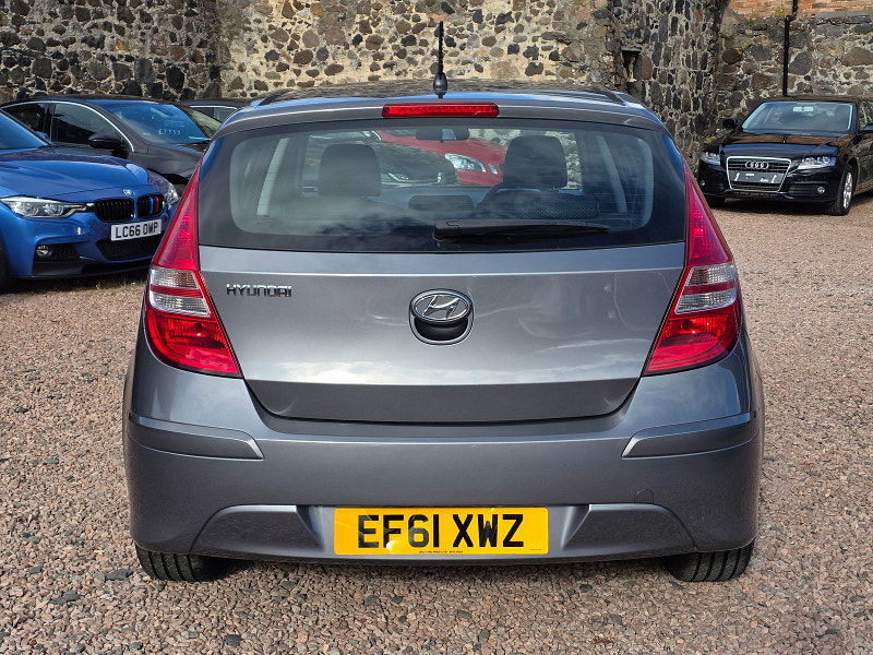 Hyundai I30 1.4L I30 Comfort Hatchback 5dr Petrol Manual Euro 5 (107 bhp) 5dr Manual 2025