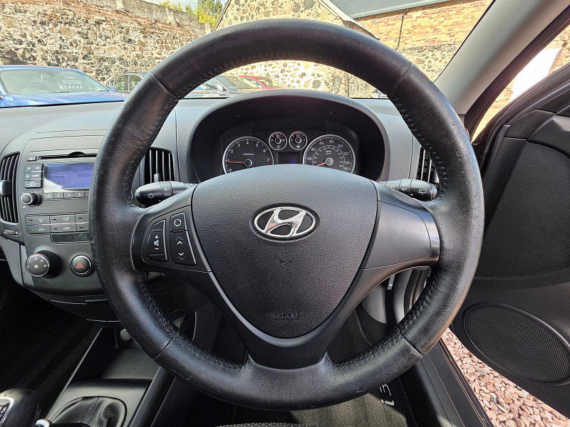 Hyundai I30 1.4L I30 Comfort Hatchback 5dr Petrol Manual Euro 5 (107 bhp) 5dr Manual 2025