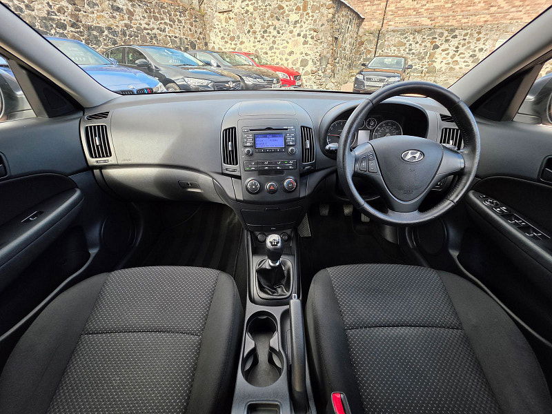 Hyundai I30 1.4L I30 Comfort Hatchback 5dr Petrol Manual Euro 5 (107 bhp) 5dr Manual 2025