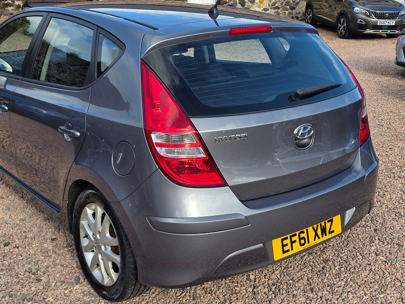 Hyundai I30 1.4L I30 Comfort Hatchback 5dr Petrol Manual Euro 5 (107 bhp) 5dr Manual 2025