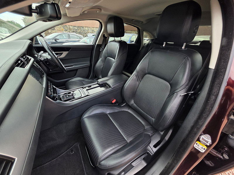 Jaguar XF 2.0L Prestige D Auto Saloon 4dr Diesel Automatic Euro 6 (161 bhp) 4dr Automatic 2025