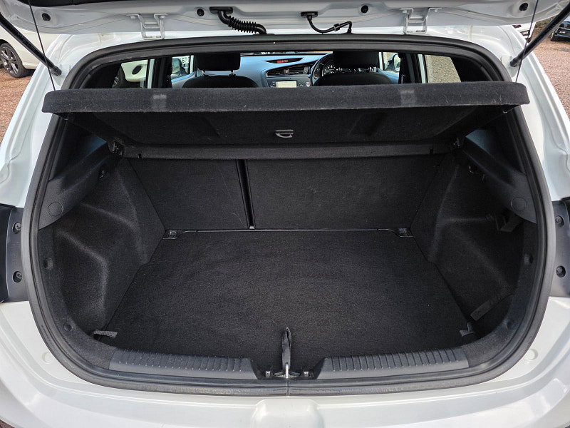 Kia Ceed 1.6 CRDi GT-Line Hatchback 5dr Diesel Manual Euro 6 (s/s) (134 bhp) 5dr Manual 2026