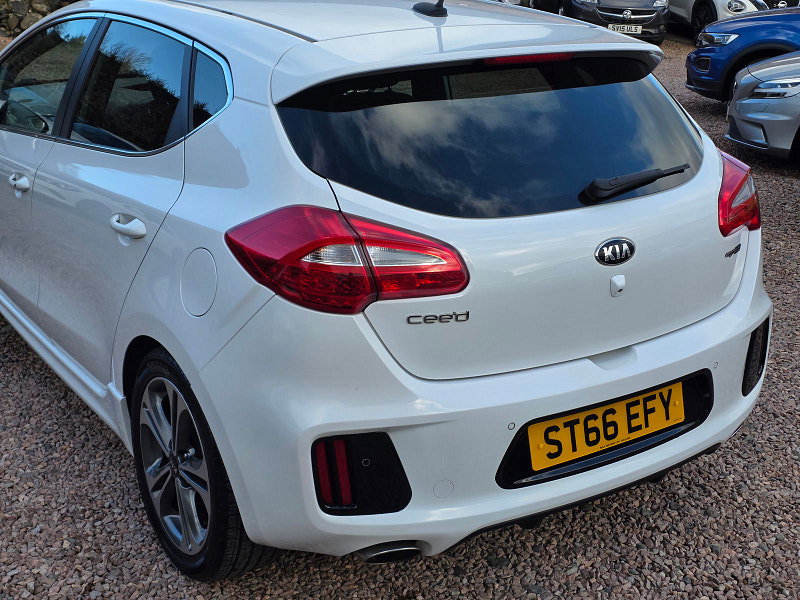 Kia Ceed 1.6 CRDi GT-Line Hatchback 5dr Diesel Manual Euro 6 (s/s) (134 bhp) 5dr Manual 2026