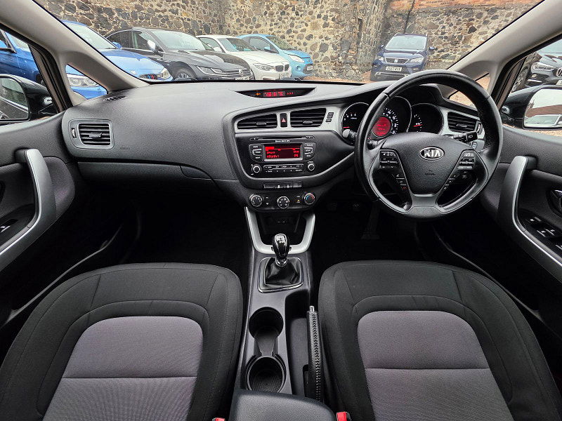 Kia Ceed 1.6L 2 EcoDynamics CRDi Estate 5dr Diesel Manual Euro 5 (126 bhp) 5dr Manual 2025
