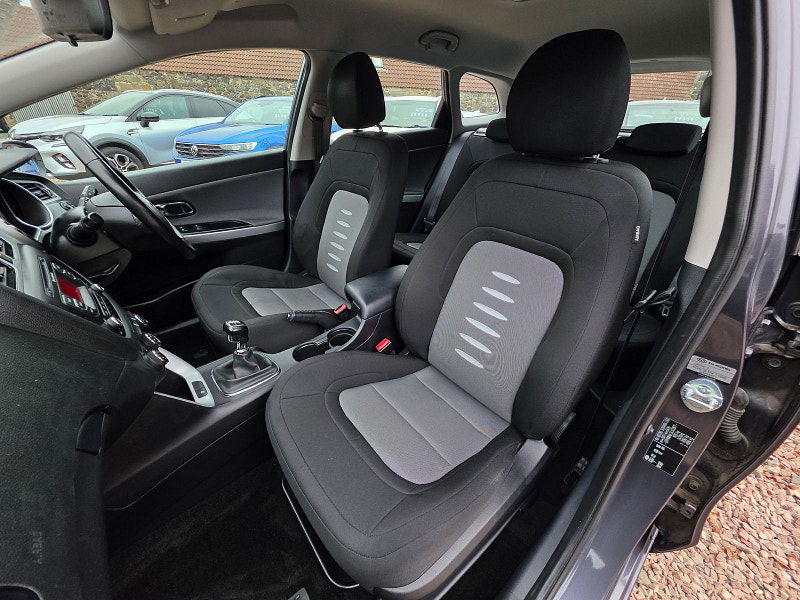 Kia Ceed 1.6L 2 EcoDynamics CRDi Estate 5dr Diesel Manual Euro 5 (126 bhp) 5dr Manual 2025