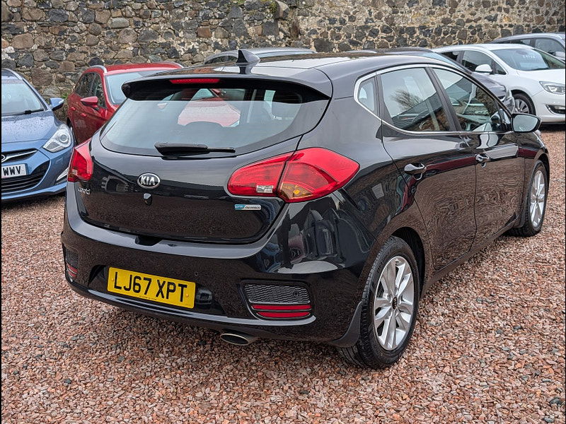 Kia Ceed 1.6L CRDI 2 ISG Hatchback 5dr Diesel Manual Euro 6 (134 bhp) 5dr Manual 2024