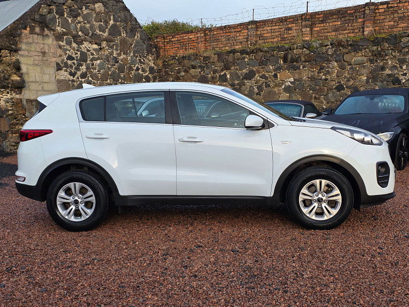 Kia Sportage 1.6L 1 SUV 5dr Petrol Manual Euro 6 (130 bhp) 5dr Manual 2025