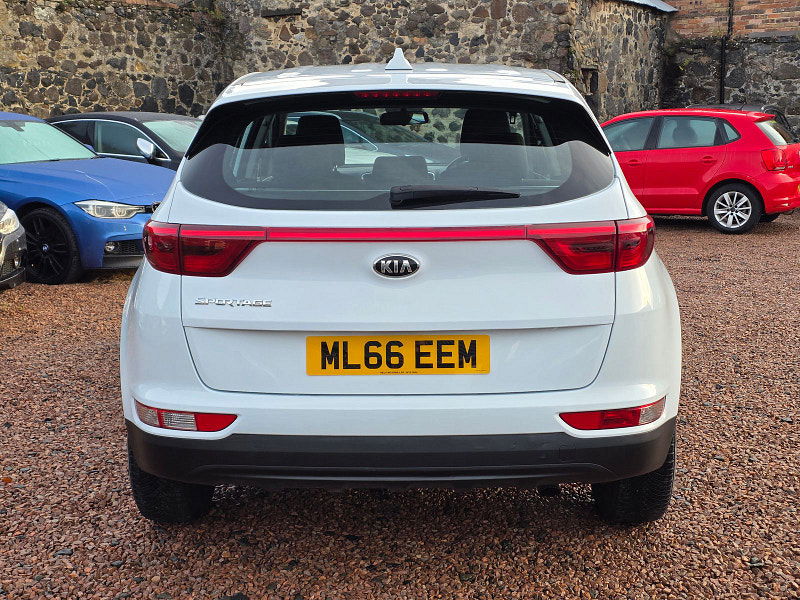Kia Sportage 1.6L 1 SUV 5dr Petrol Manual Euro 6 (130 bhp) 5dr Manual 2025