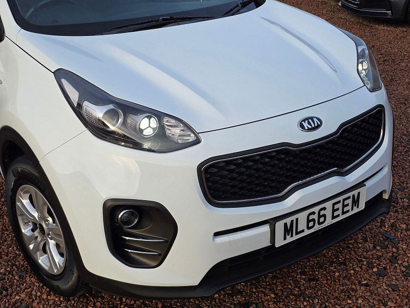 Kia Sportage 1.6L 1 SUV 5dr Petrol Manual Euro 6 (130 bhp) 5dr Manual 2025