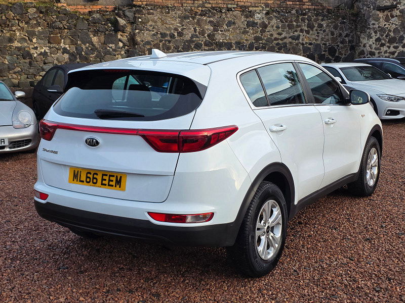Kia Sportage 1.6L 1 SUV 5dr Petrol Manual Euro 6 (130 bhp) 5dr Manual 2025