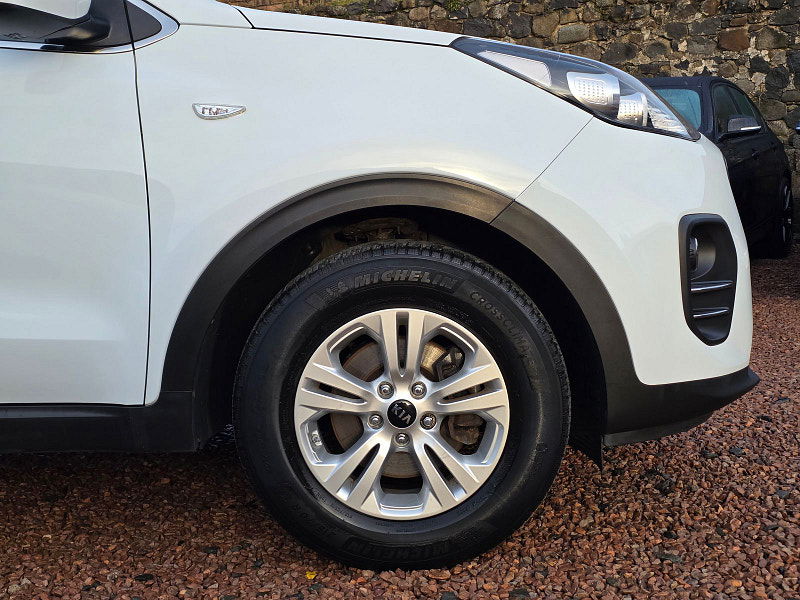 Kia Sportage 1.6L 1 SUV 5dr Petrol Manual Euro 6 (130 bhp) 5dr Manual 2025