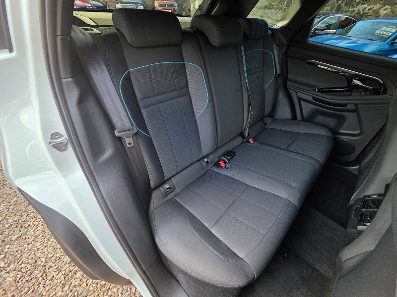 Land Rover Range Rover Evoque 2.0 D150 R-Dynamic SUV 5dr Diesel Manual FWD Euro 6 (s/s) (150 ps) 5dr Manual 2026