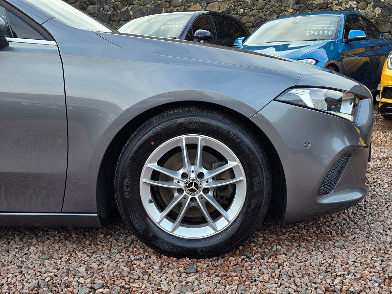 Mercedes-Benz A Class 1.3 A180 SE (Executive) Hatchback 5dr Petrol Manual Euro 6 (s/s) (136 ps) 5dr Manual 2026
