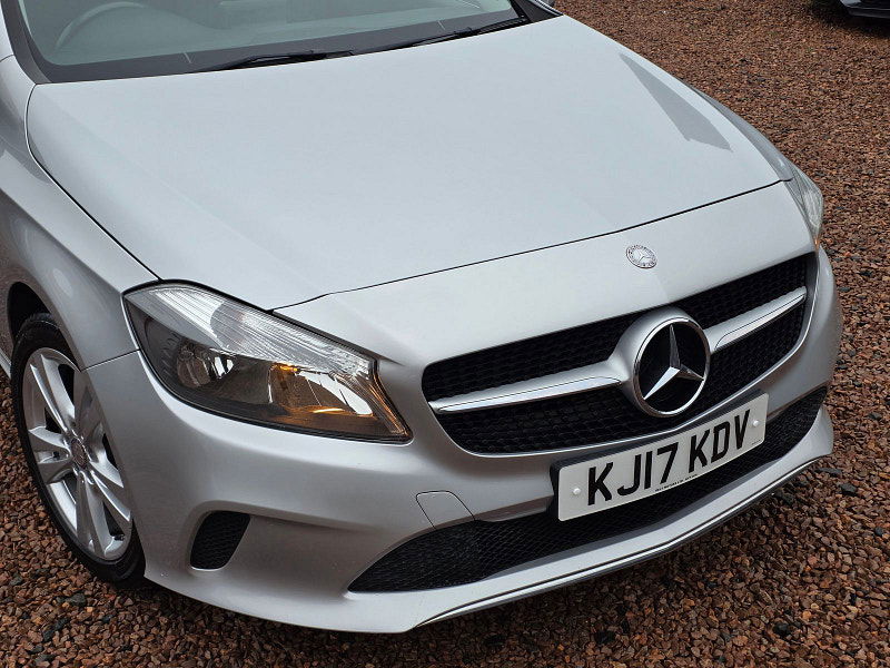 Mercedes-Benz A Class 1.5 A180d Sport Hatchback 5dr Diesel 7G-DCT Euro 6 (s/s) (109 ps) 5dr Automatic 2025