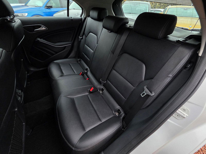 Mercedes-Benz A Class 1.5 A180d Sport Hatchback 5dr Diesel 7G-DCT Euro 6 (s/s) (109 ps) 5dr Automatic 2025