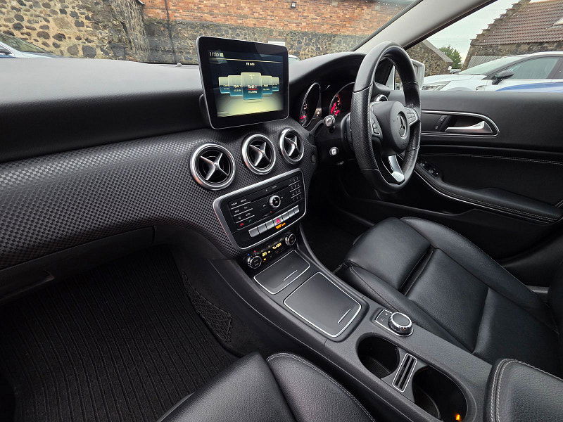 Mercedes-Benz A Class 1.5 A180d Sport Hatchback 5dr Diesel 7G-DCT Euro 6 (s/s) (109 ps) 5dr Automatic 2025