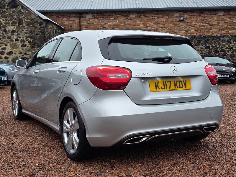 Mercedes-Benz A Class 1.5 A180d Sport Hatchback 5dr Diesel 7G-DCT Euro 6 (s/s) (109 ps) 5dr Automatic 2025