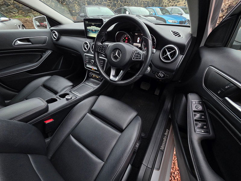 Mercedes-Benz A Class 1.5 A180d Sport Hatchback 5dr Diesel 7G-DCT Euro 6 (s/s) (109 ps) 5dr Automatic 2025