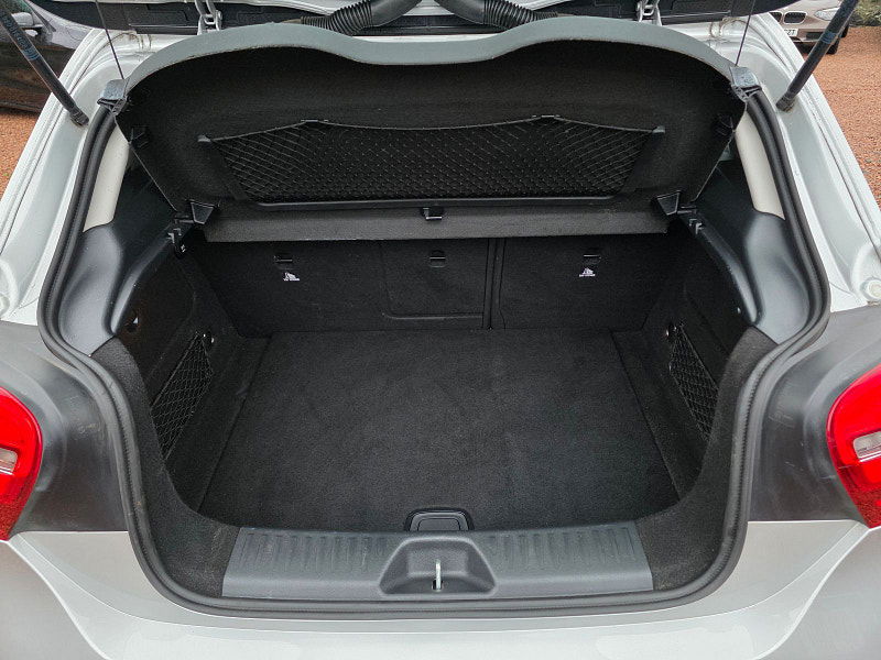 Mercedes-Benz A Class 1.5 A180d Sport Hatchback 5dr Diesel 7G-DCT Euro 6 (s/s) (109 ps) 5dr Automatic 2025