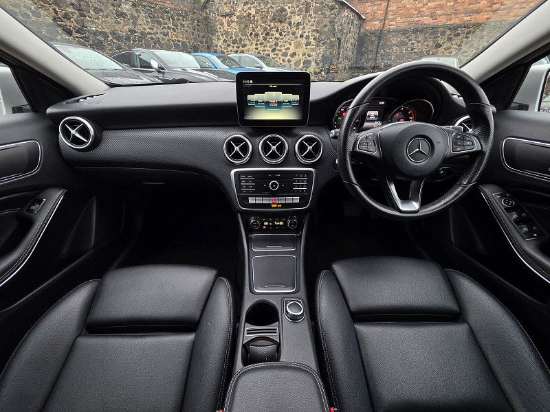 Mercedes-Benz A Class 1.5 A180d Sport Hatchback 5dr Diesel 7G-DCT Euro 6 (s/s) (109 ps) 5dr Automatic 2025