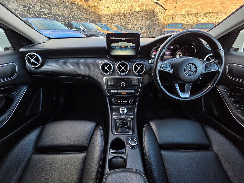 Mercedes-Benz A-CLASS 1.6L A 160 Sport Hatchback 5dr Petrol Manual Euro 6 (102 bhp) 5dr Manual 2025