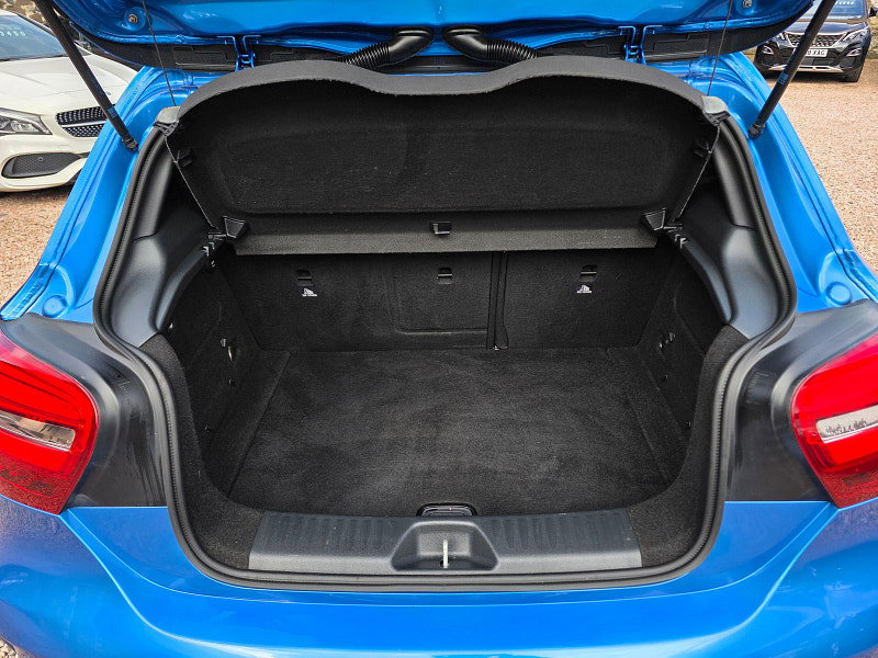 Mercedes-Benz A Class 2.1 A200d AMG Line Hatchback 5dr Diesel 7G-DCT Euro 6 (s/s) (136 ps) 5dr Automatic 2026