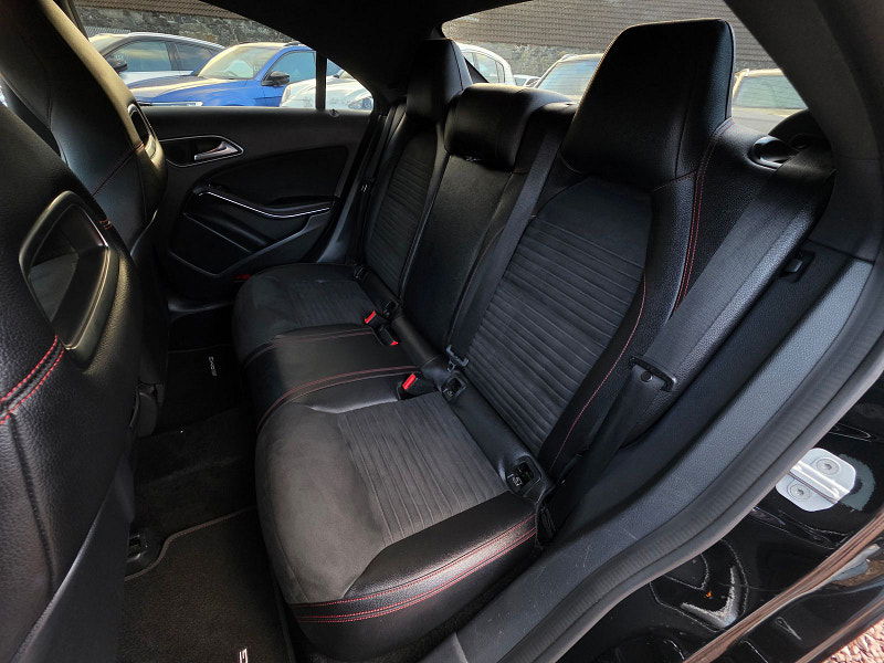 Mercedes-Benz CLA 2.1 CLA220d AMG Line Coupe 4dr Diesel 7G-DCT Euro 6 (s/s) (177 ps) 4dr Automatic 2025