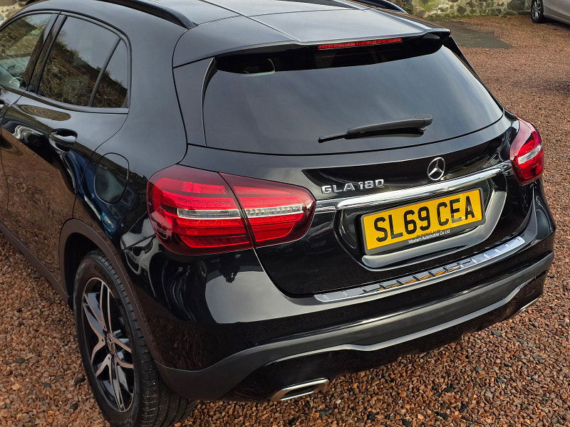 Mercedes-Benz GLA 1.6 GLA180 GPF Urban Edition SUV 5dr Petrol 7G-DCT Euro 6 (s/s) (122 ps) 5dr Automatic 2026