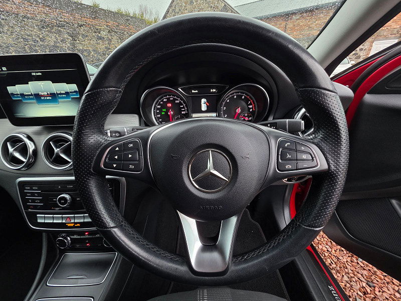 Mercedes-Benz GLA 1.6 GLA180 GPF Urban Edition SUV 5dr Petrol 7G-DCT Euro 6 (s/s) (122 ps) 5dr Automatic 2026