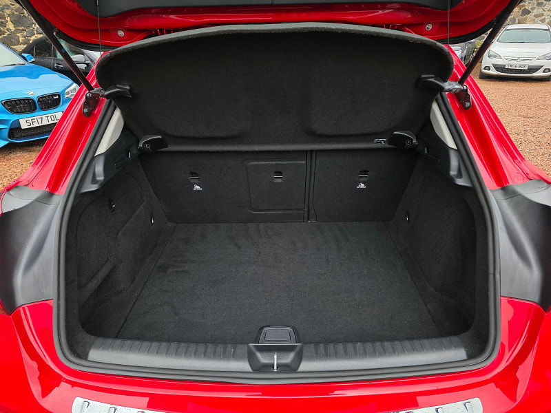 Mercedes-Benz GLA 1.6 GLA180 GPF Urban Edition SUV 5dr Petrol 7G-DCT Euro 6 (s/s) (122 ps) 5dr Automatic 2026