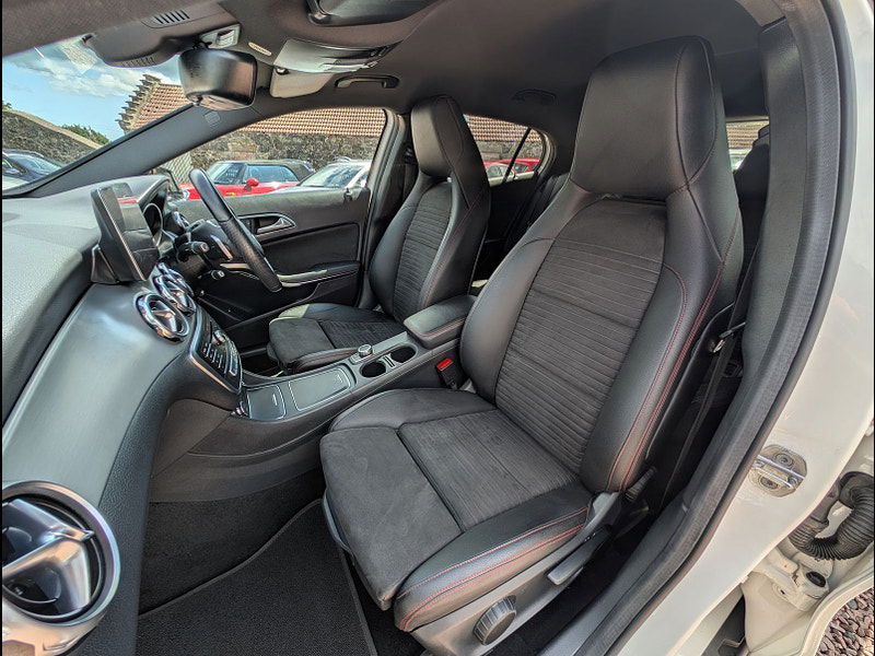 Mercedes-benz GLA 1.6L 200 AMG Line Executive Auto SUV 5dr Petrol Automatic Euro 6 (154 bhp) 5dr Automatic 2025
