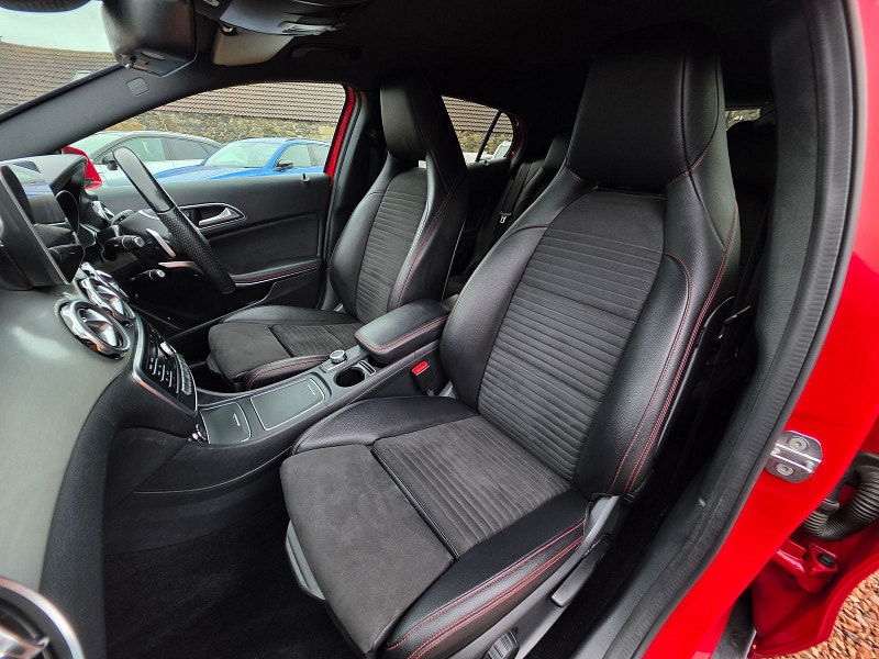 Mercedes-Benz GLA 2.1L 200 AMG Line D Auto SUV 5dr Diesel Automatic Euro 6 (134 bhp) 5dr Automatic 2025