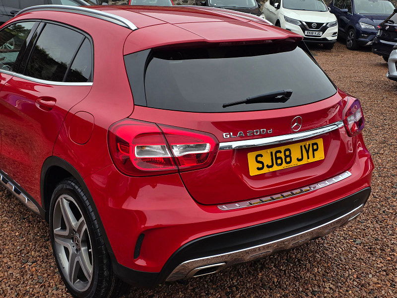 Mercedes-Benz GLA 2.1L 200 AMG Line D Auto SUV 5dr Diesel Automatic Euro 6 (134 bhp) 5dr Automatic 2025