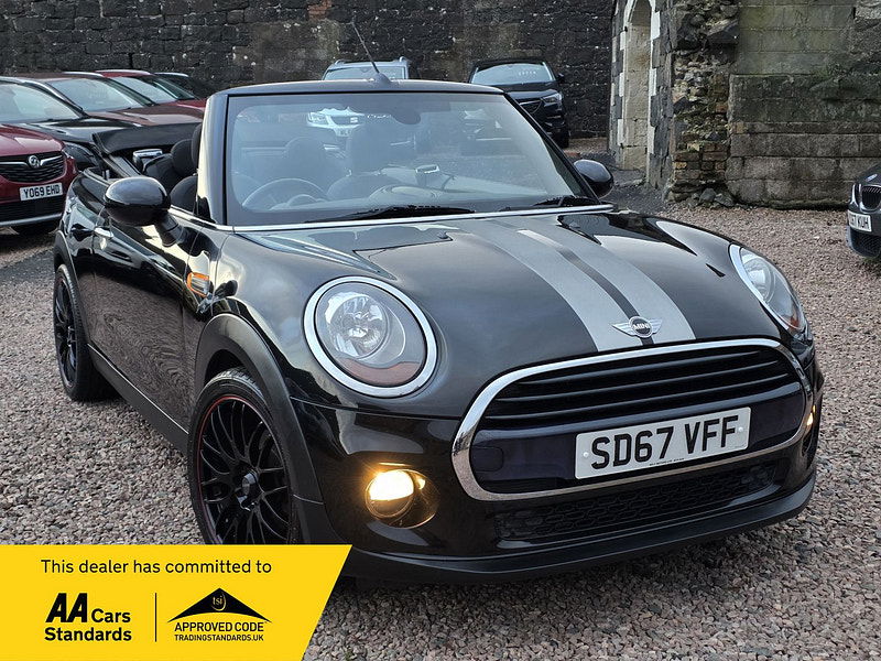 MINI Convertible 1.5 Cooper Convertible 2dr Petrol Manual Euro 6 (s/s) (136 ps) 2dr Manual 2025