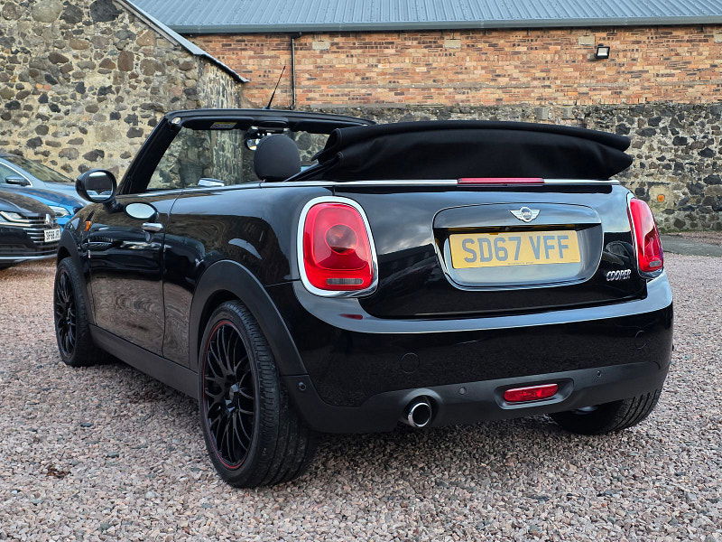 MINI Convertible 1.5 Cooper Convertible 2dr Petrol Manual Euro 6 (s/s) (136 ps) 2dr Manual 2025